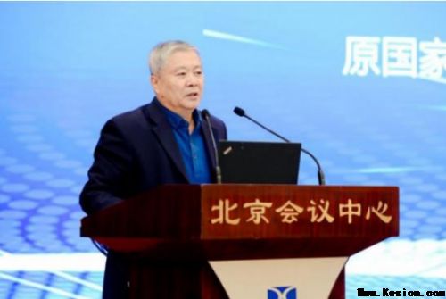 双誉加身!郁晶(郁旺达)董事长荣膺央媒头条网“当代中医事业奠基人、国家级非遗中医药学大师”